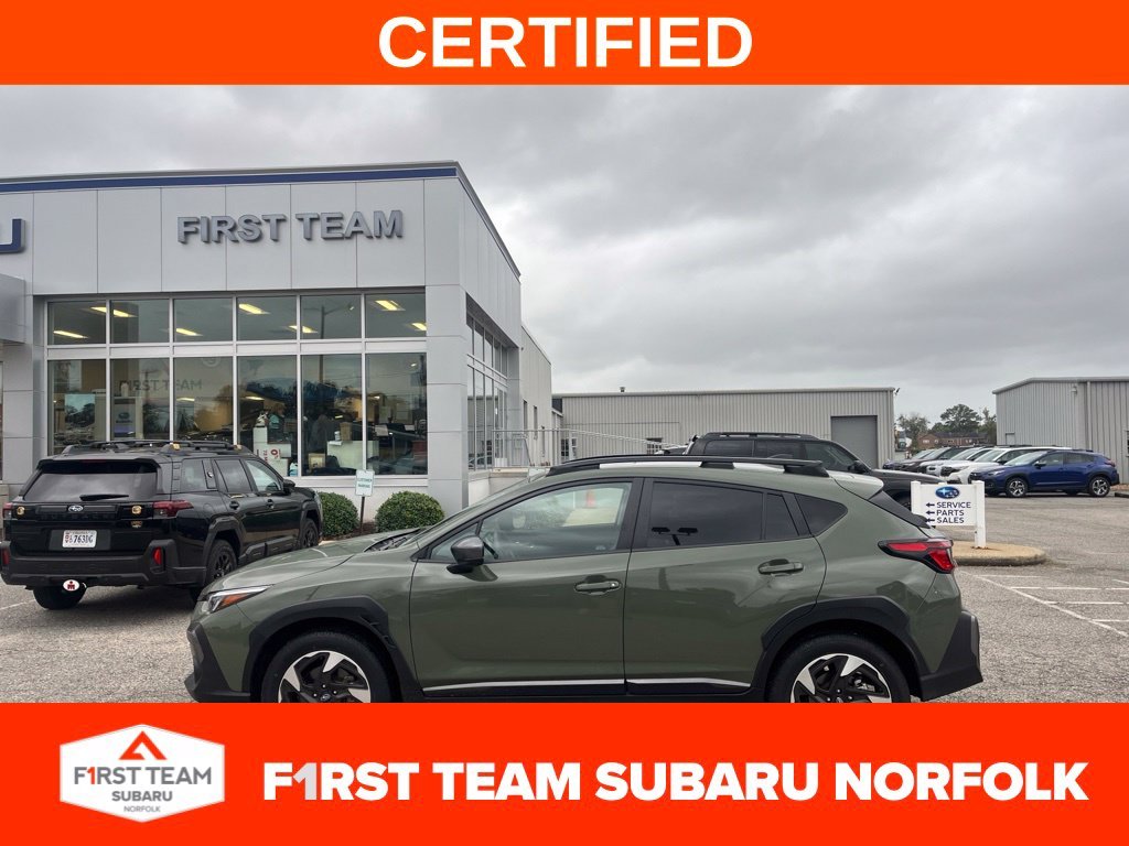 Used 2025 Green Subaru Limited image 1
