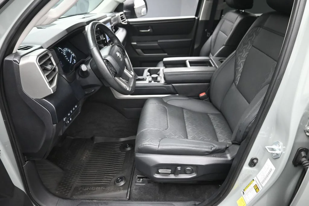 Certified Used 2024  Toyota SR5 image 16