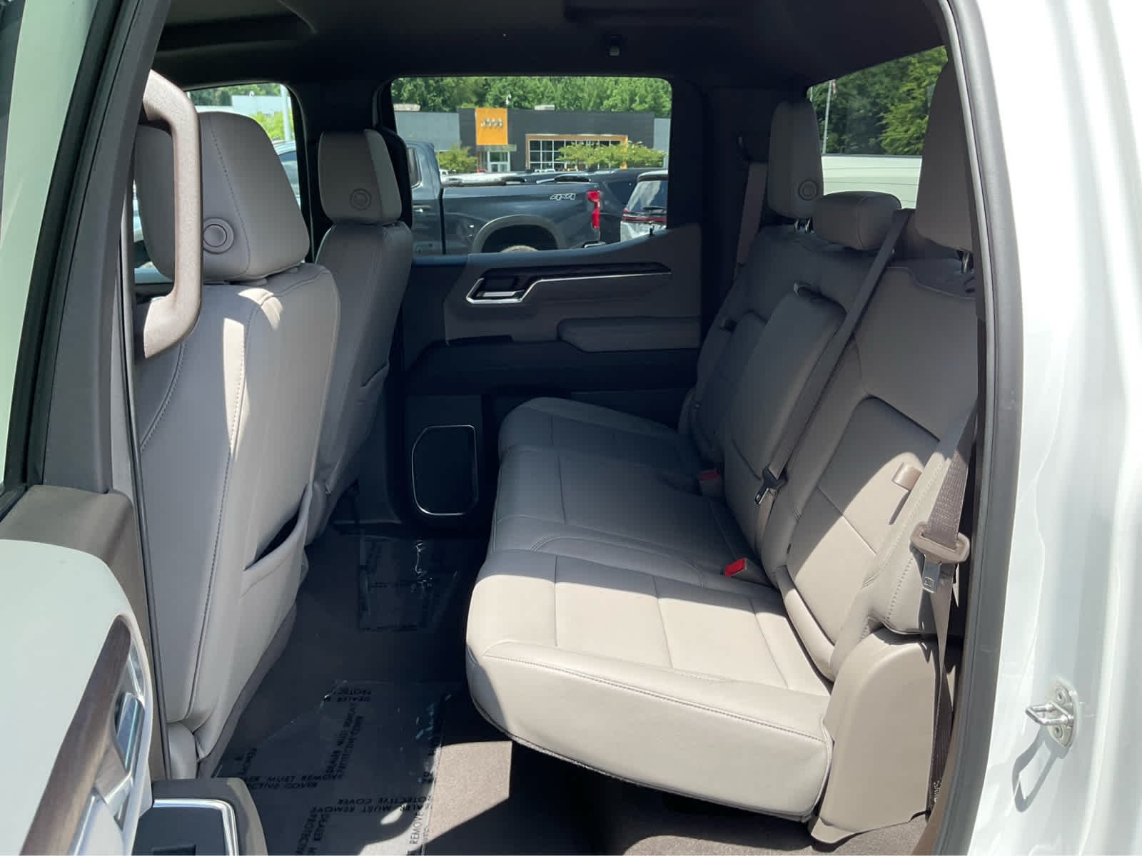 Used 2024 Summit White GMC SLT image 23