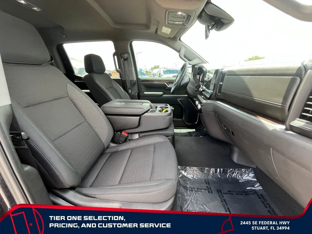 Used 2025 Titanium Rush Metallic GMC Elevation image 20