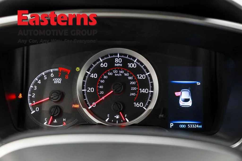 Used 2022 Silver Toyota SE image 17