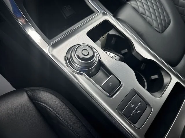 Used 2023 White Ford Titanium image 22