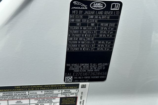 New 2026 White Land Rover X-Dynamic SE image 27