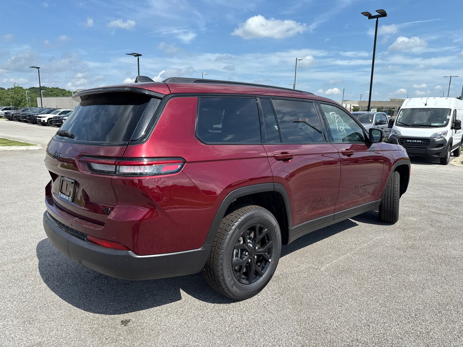 2025 Jeep Grand Cherokee L Altitude - Photo 11