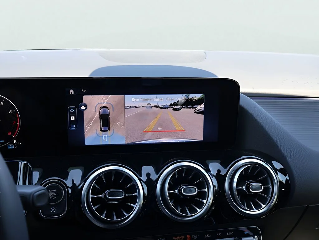 Used 2026 Cirrus Silver Metallic Mercedes-Benz GLA 250 image 22