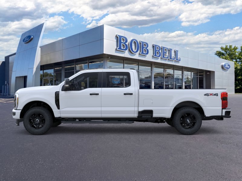 New 2026 Oxford White Ford F-350® XL image 25