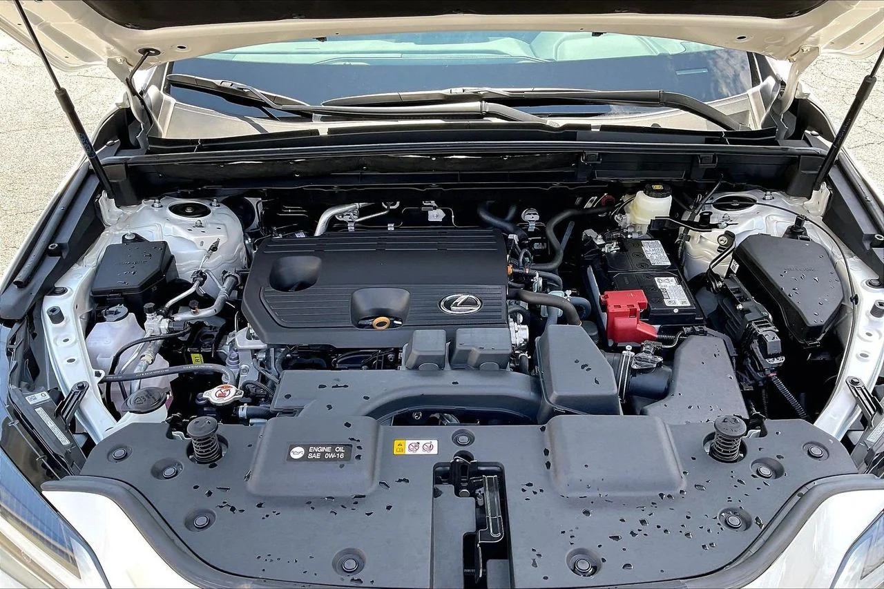 Used 2025 White Lexus 250 Premium image 38
