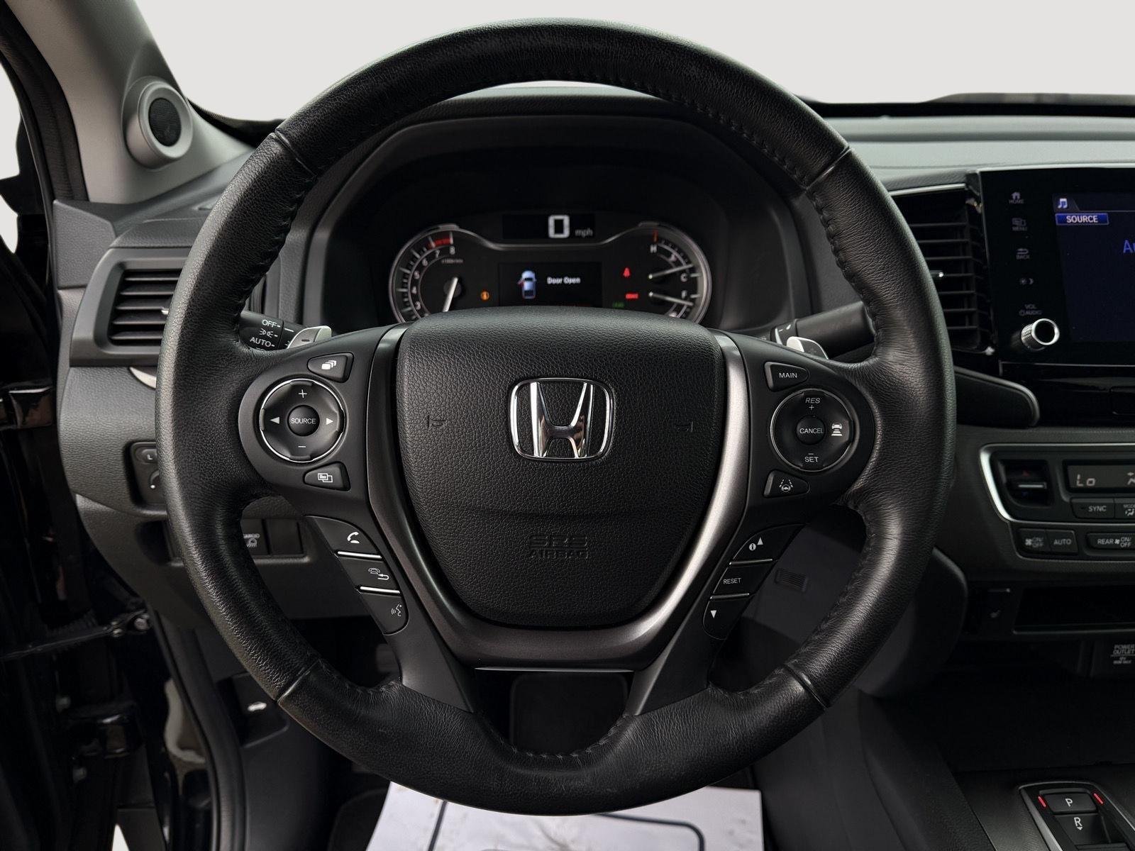 Certified Used 2023 Crystal Black Pearl Honda RTL image 17