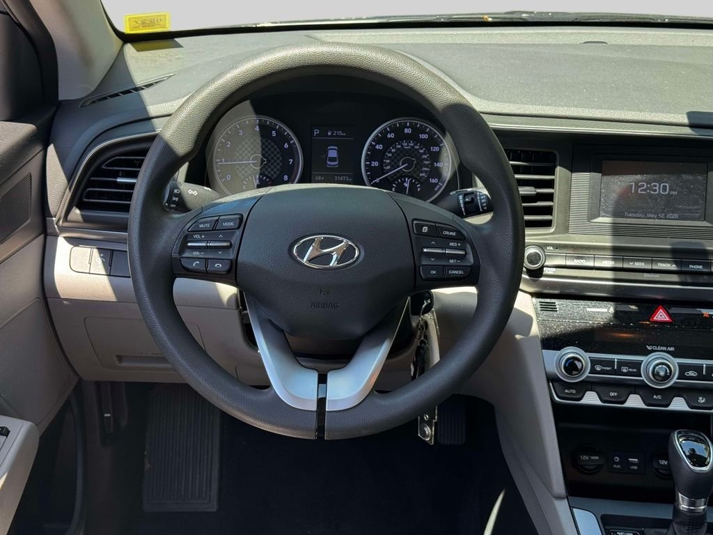 Used 2020 Blue Hyundai SE image 12