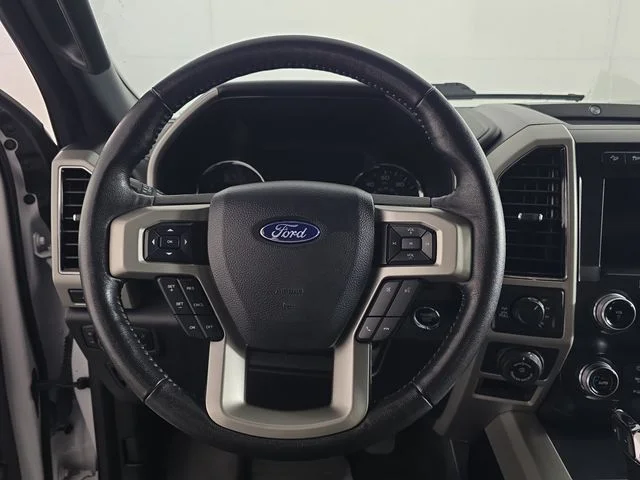 Used 2020 Oxford White Ford Lariat image 16