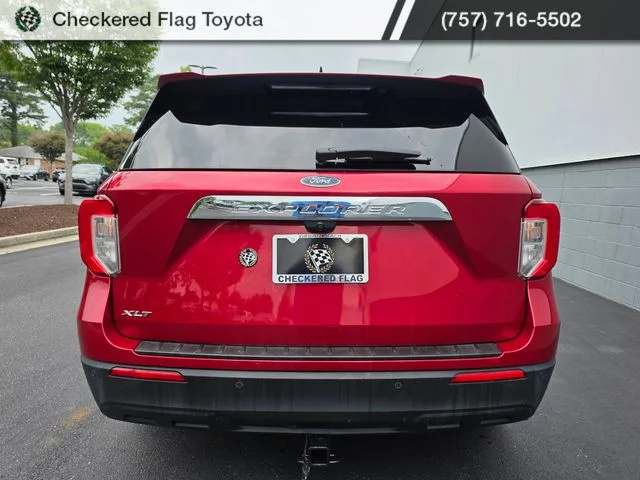 Used 2021 Rapid Red Metallic Tinted Clearcoat Ford XLT image 6