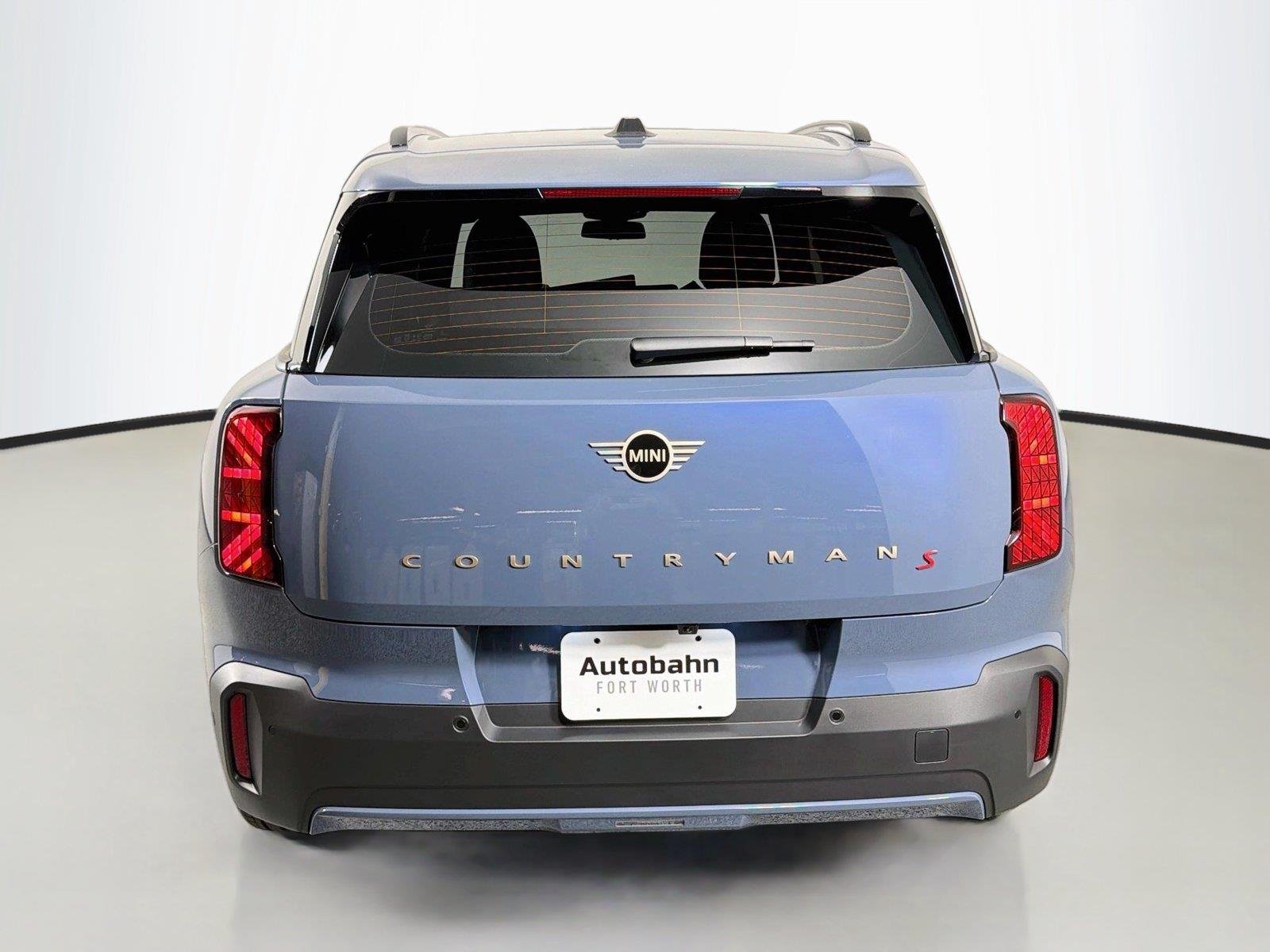 New 2027 Slate Blue Metallic MINI Signature Plus image 6