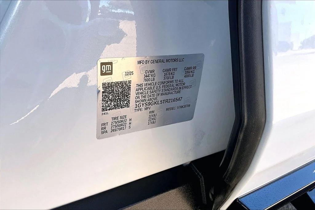 Used 2026 White Cadillac Platinum Sport image 36