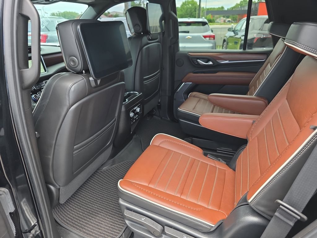Used 2023 Black GMC Denali Ultimate image 30