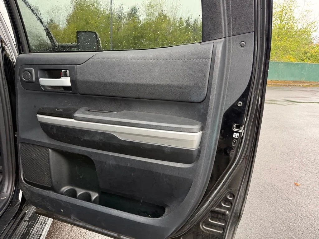 Used 2017 Black Toyota SR5 image 20