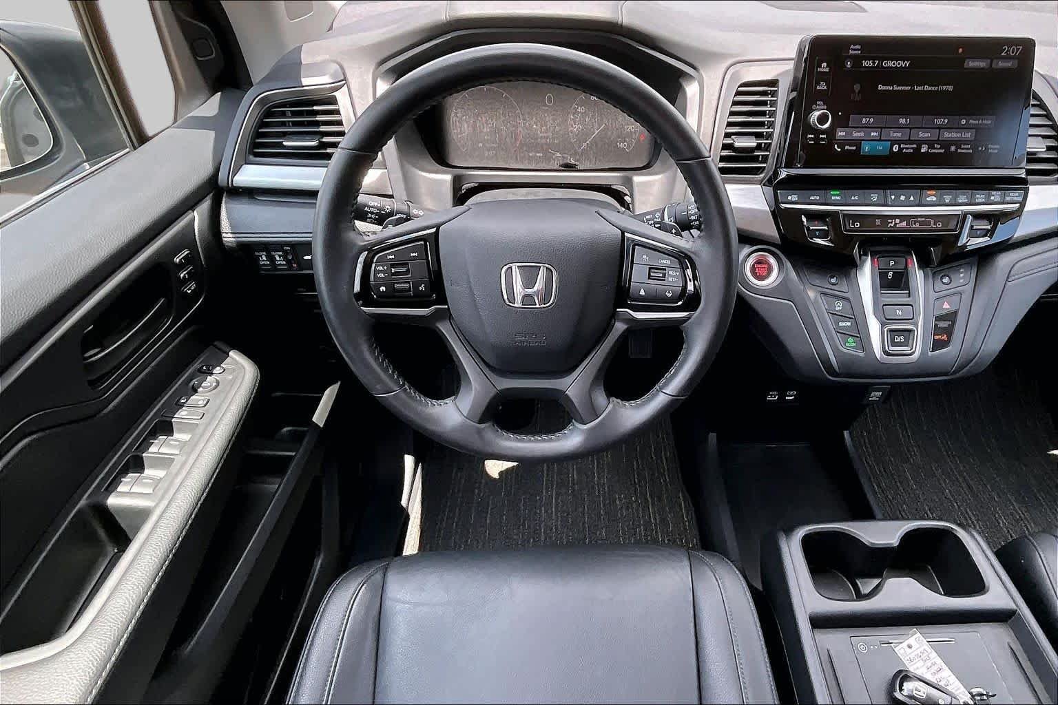 Certified Used 2025 Modern Steel Metallic Honda EX-L image 6