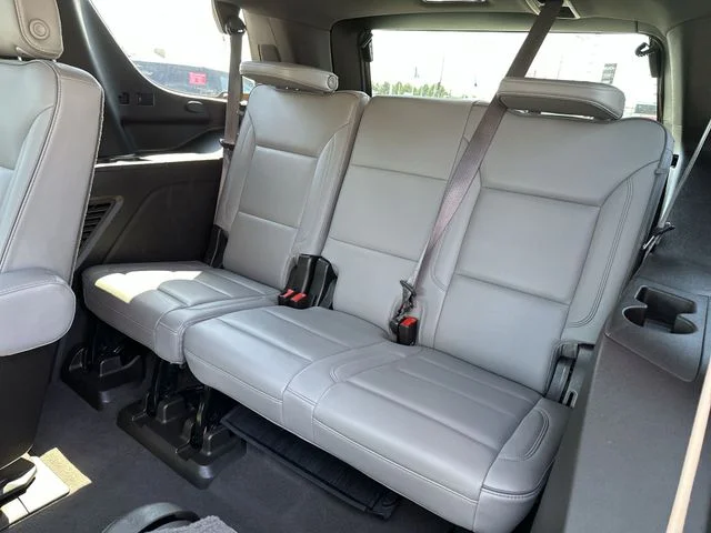 Used 2021 Black GMC SLT image 27