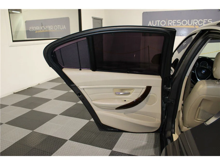 Used 2013 Brown BMW 328i xDrive image 13