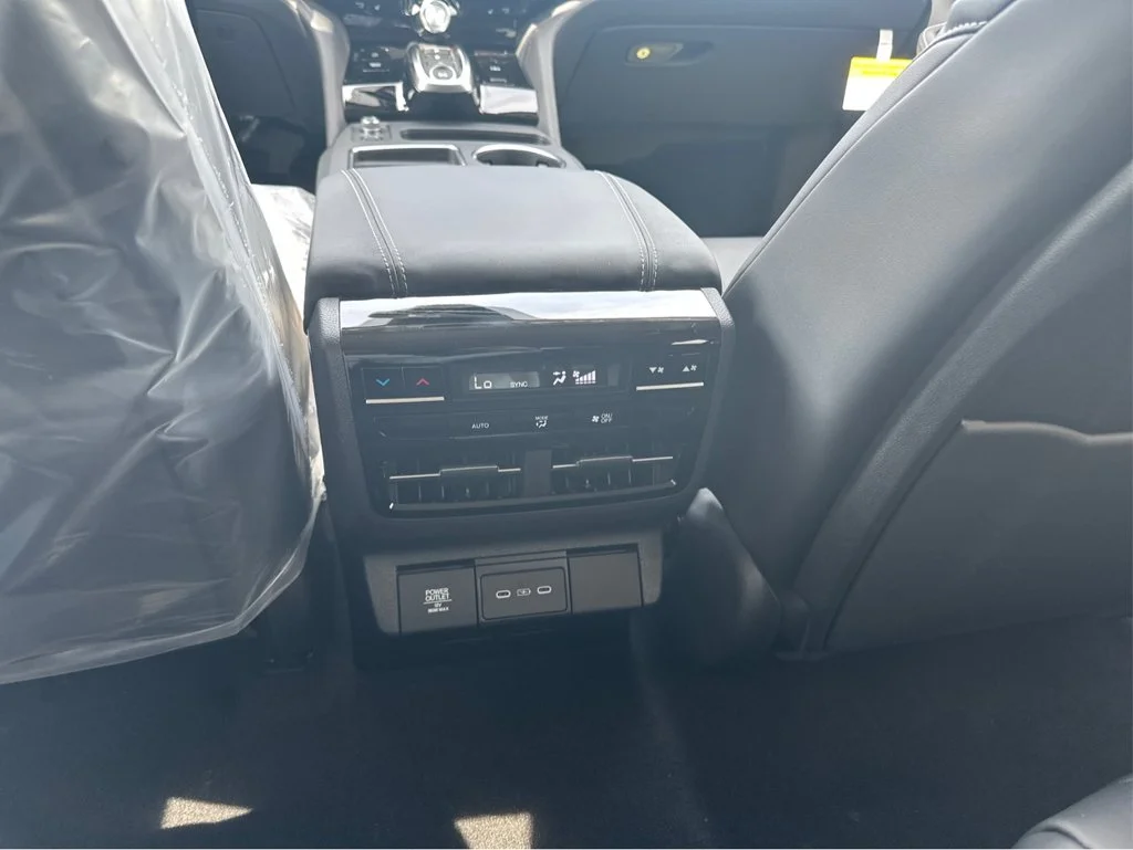 New 2026 Platinum White Pearl Acura SH-AWD with Technology Package image 27