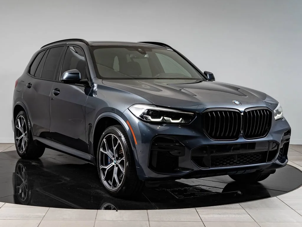Used 2022 Arctic Gray Metallic BMW M50i image 12