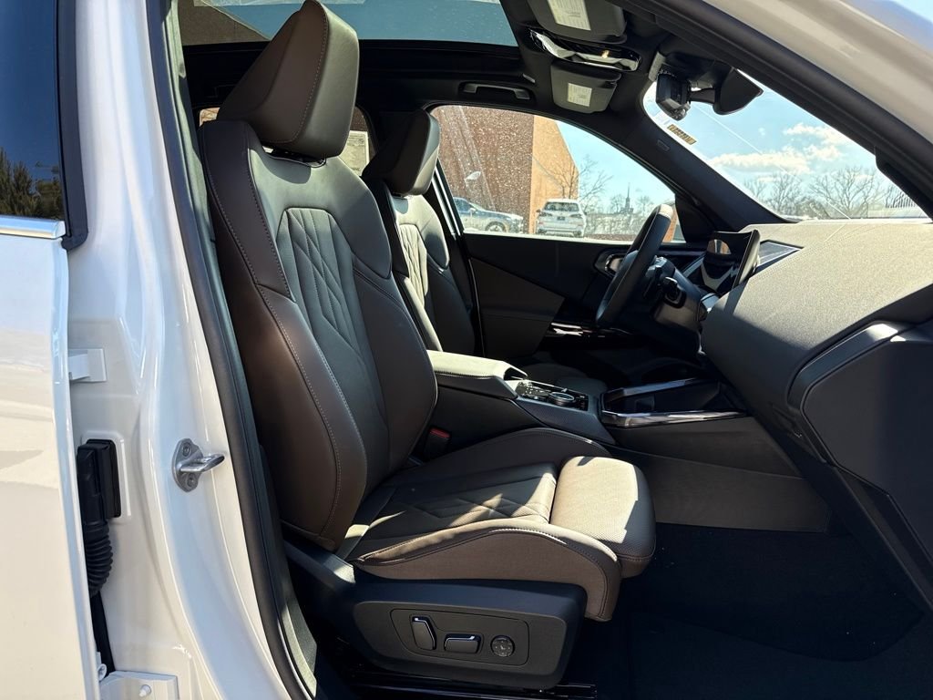 2026 BMW X3 30 - Photo 26