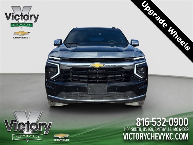 Used 2025 Chevrolet Suburban LS with VIN 1GNS6BED7SR130085 for sale in Kansas City