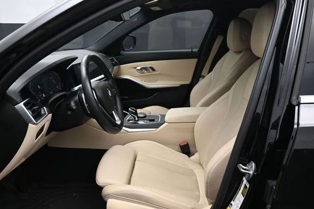 Used 2022 Black BMW 330i image 6