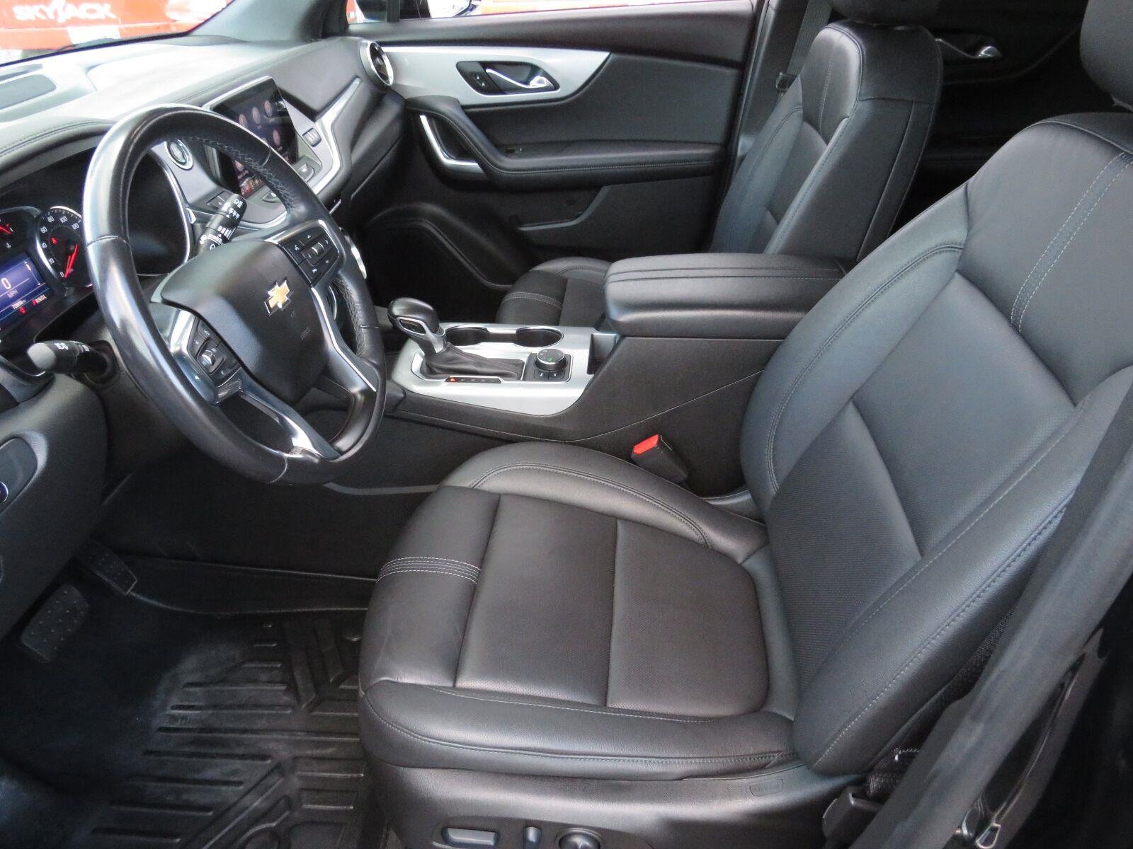 Used 2022 Black Chevrolet LT image 18