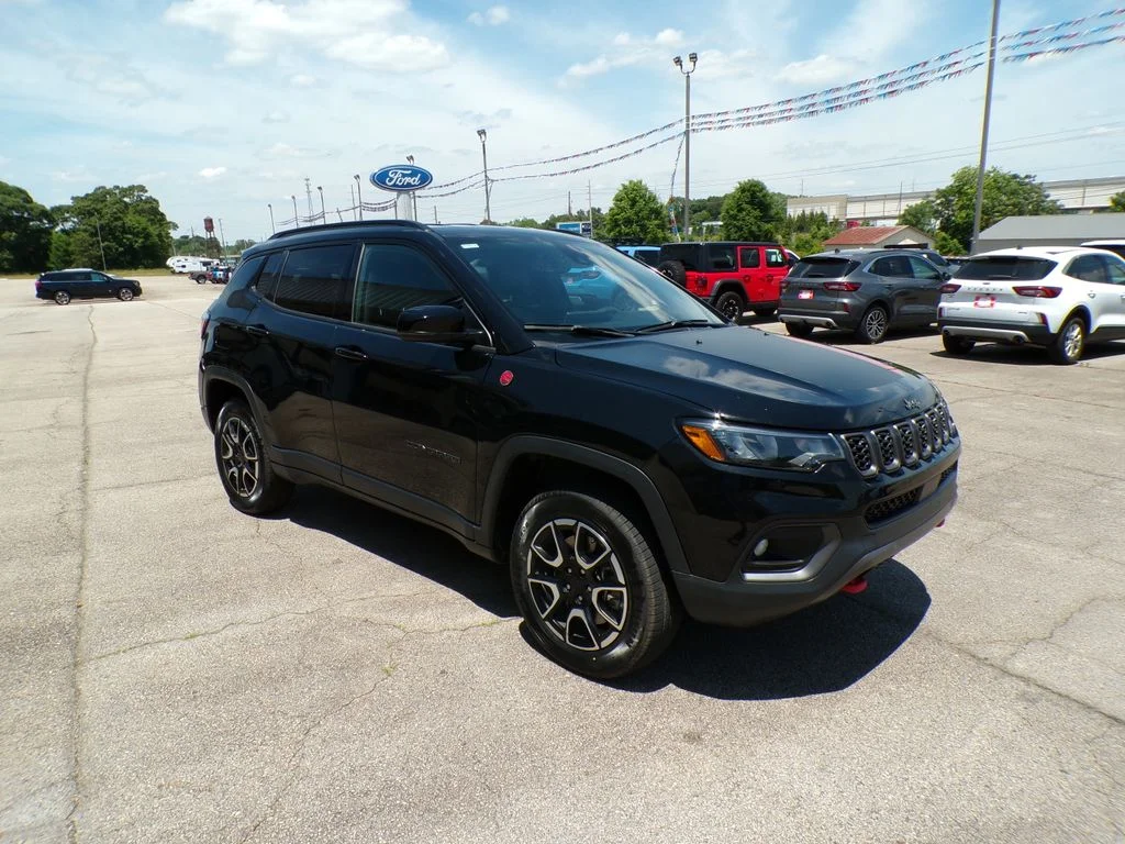 2024 Jeep Compass Trailhawk 4X4's photo