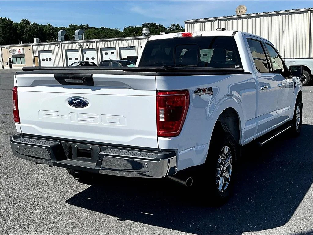 New 2022 White Ford XLT image 4