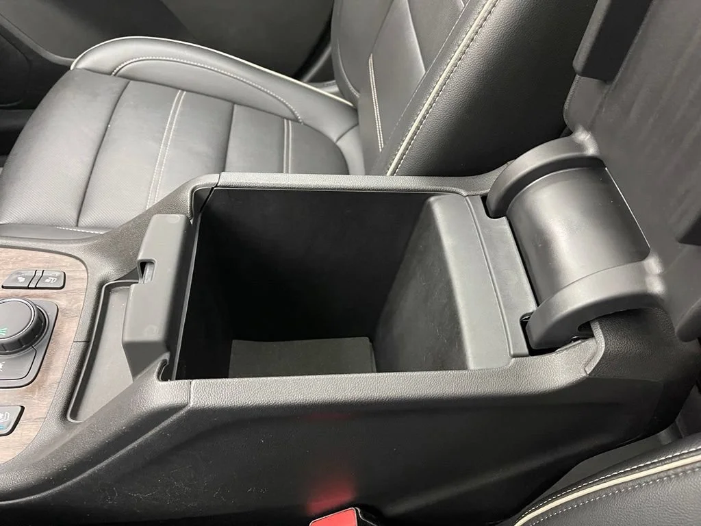 Used 2021 CAYENNE RED TINTCOAT GMC Denali image 34