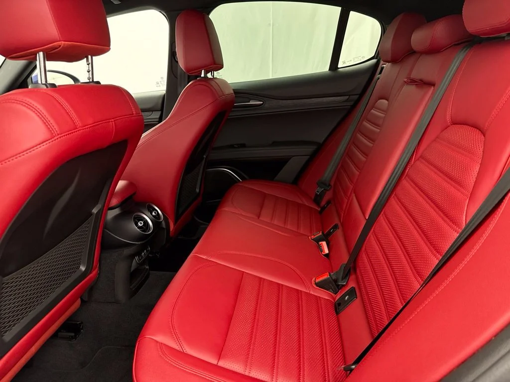Used 2022 Blue Alfa Romeo Sprint image 18