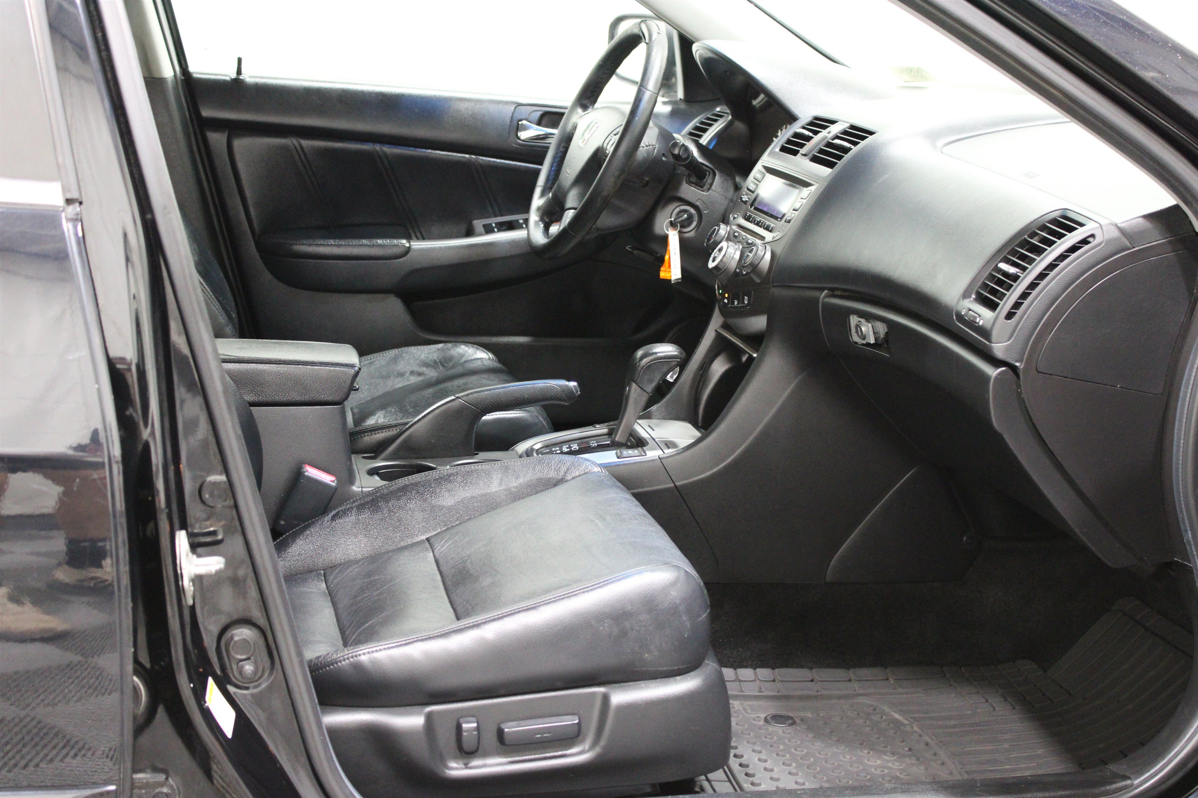 Used 2007  Honda EX-L image 19