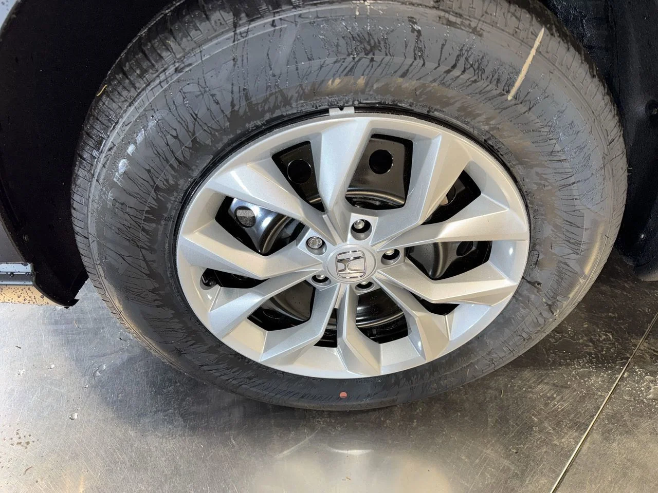 New 2026 Meteorite Gray Metallic Honda LX image 13