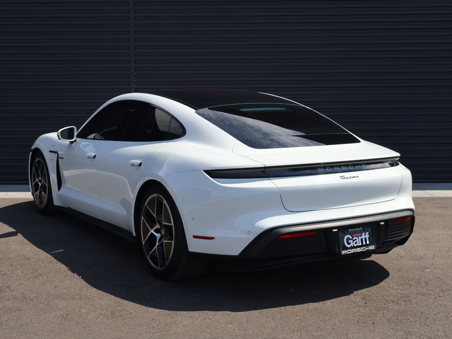 Certified Used 2025 White Porsche  image 3
