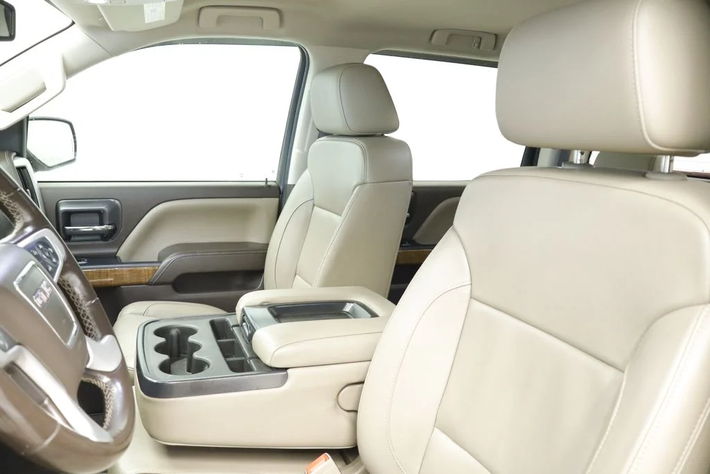 Used 2018 Red GMC SLT image 23