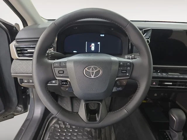 Certified Used 2026  Toyota XLE image 13