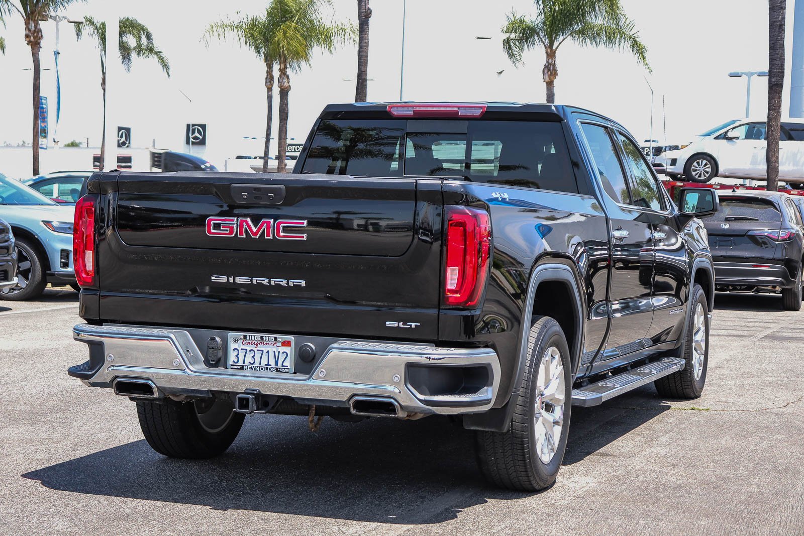 Used 2019 Onyx Black GMC SLT image 11