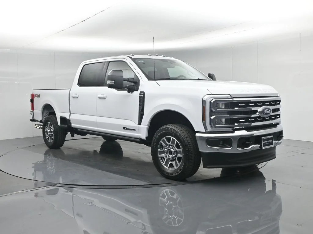New 2026 Oxford White Ford Lariat image 58