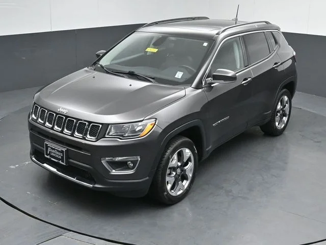 Used 2020 Granite Crystal Clearcoat Metallic Jeep Limited image 47