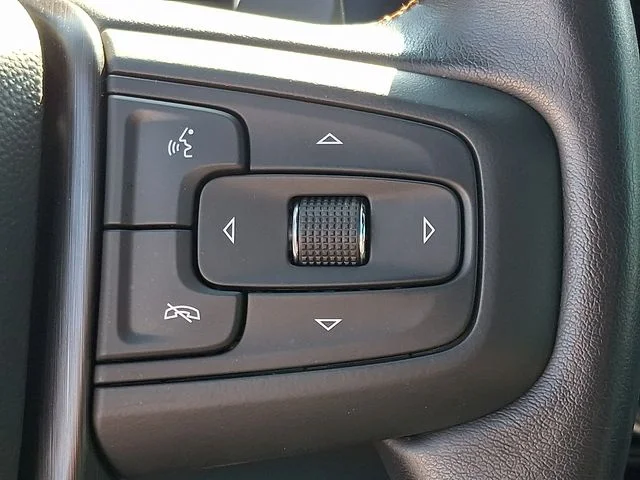 Used 2022 Red GMC AT4 image 22
