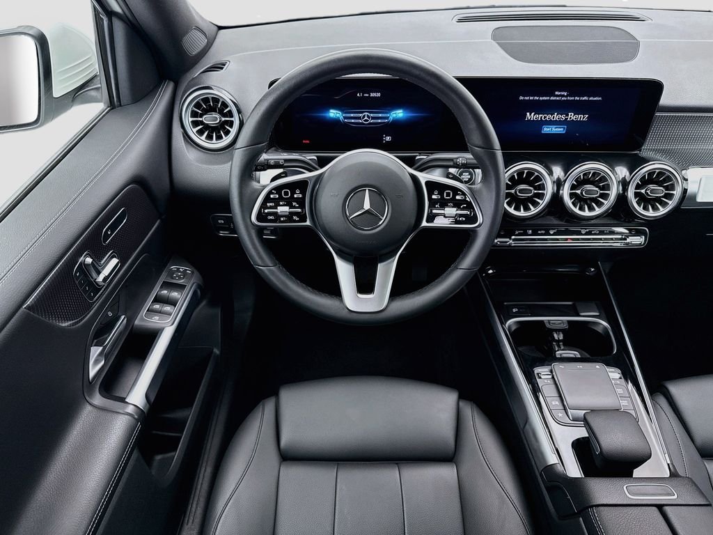 Used 2023 Polar White Mercedes-Benz GLB 250 image 10
