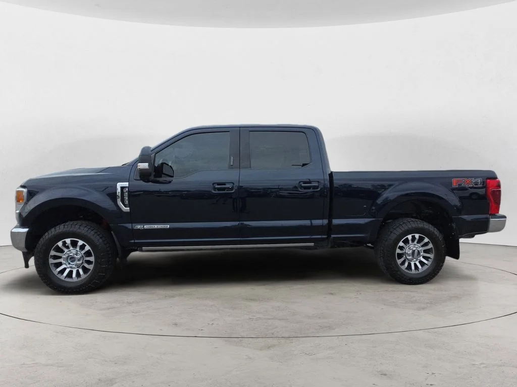 Used 2022 Blue Ford Lariat image 2