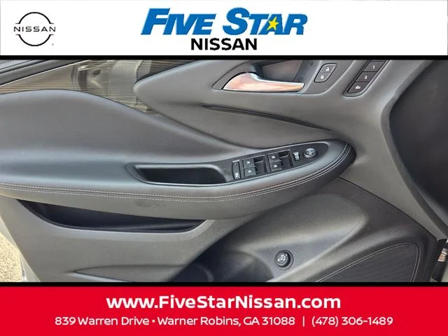Used 2019 Silver Buick Essence image 30