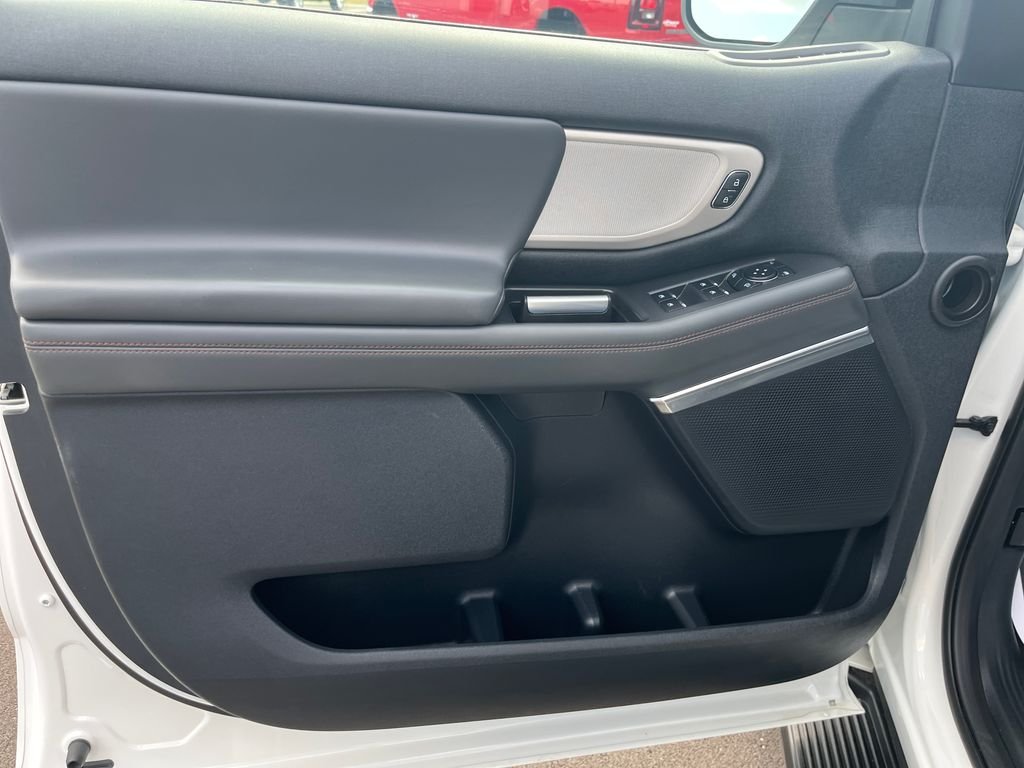 Used 2025 White Ford Active image 11