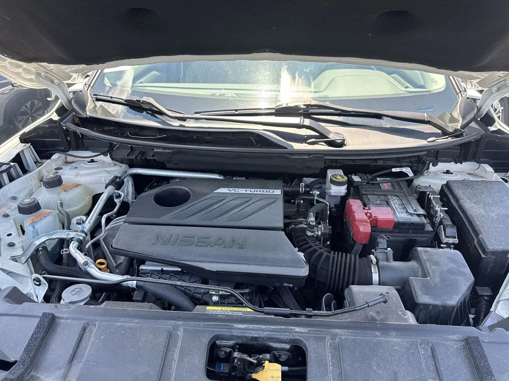 Used 2023 White Nissan SV image 25