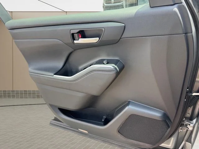 Used 2024 Silver Toyota XLE image 24
