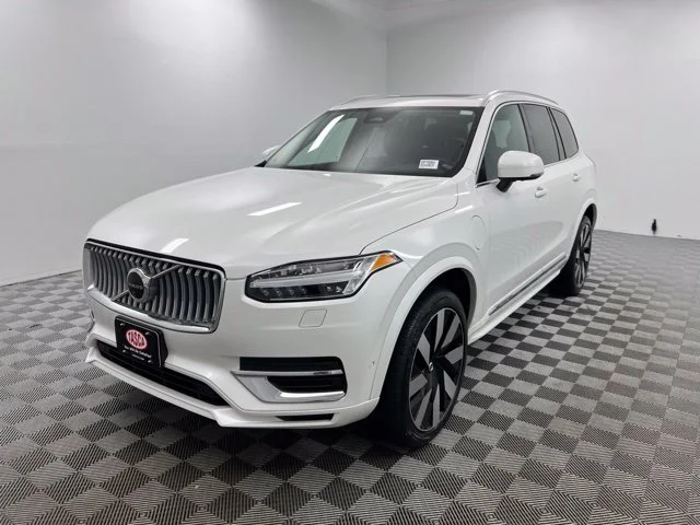 Used 2024 White Volvo T8 Plus Bright Theme 7 Passenger image 2