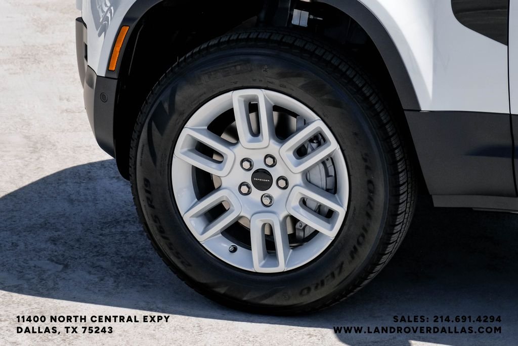New 2026 Fuji White Land Rover S image 51