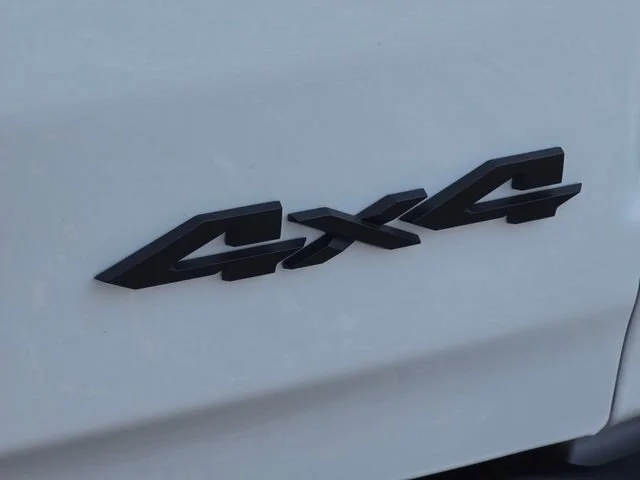 New 2026 Bright White Clearcoat Ram Laramie image 31